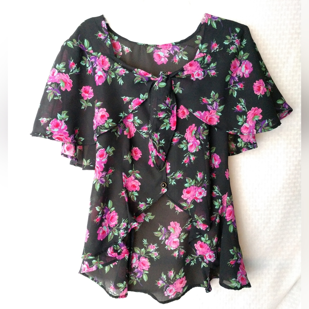 Pretty Black Floral Blouse Cape Shoulders Cropped Hi Lo Juniors Large Chest 36"